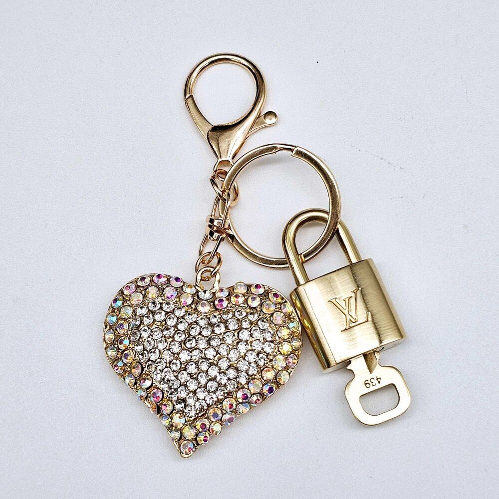 Louis Vuitton Gold Padlock 🔒 Key Set Authentic LV w/ Unbranded Heart Keychain